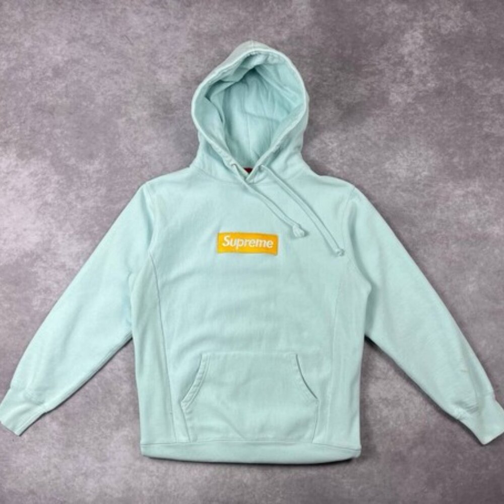 Supreme Box Logo Hooded Sweatshirt  Size XL